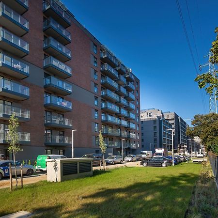Wroclaw 1-Bedroom Apartment With Parking & Balcony By Noclegi Renters מראה חיצוני תמונה