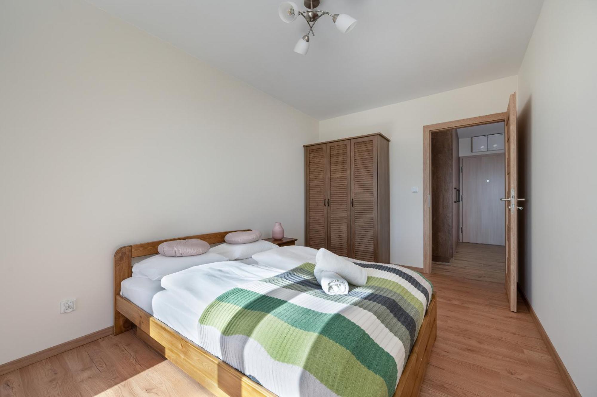 Wroclaw 1-Bedroom Apartment With Parking & Balcony By Noclegi Renters מראה חיצוני תמונה